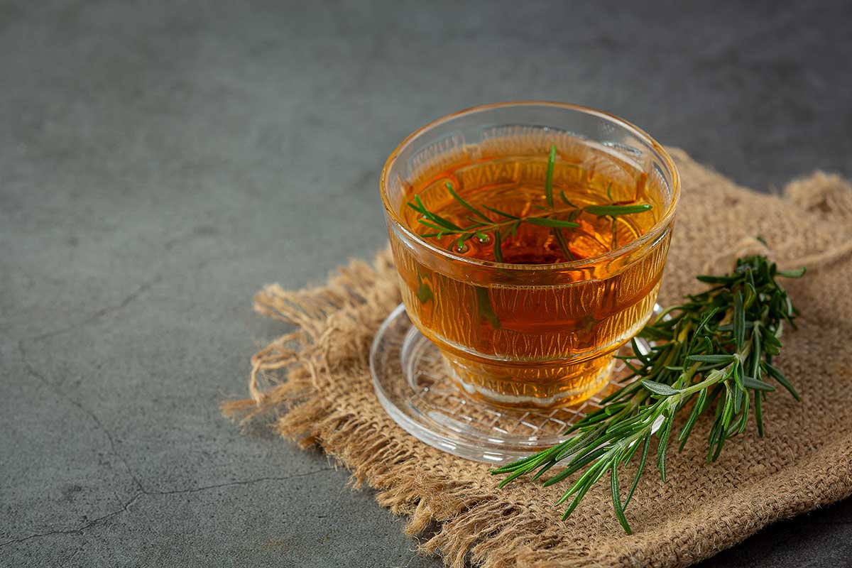 How to Make Rosemary Tea